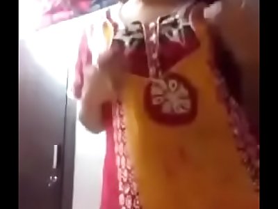Indian girl removing her clothes and Showing boobs